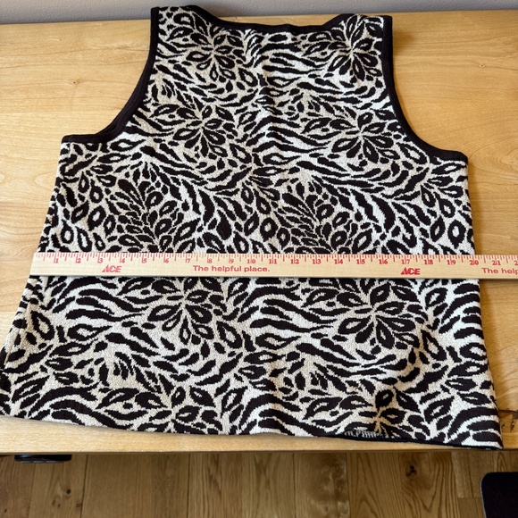 ST JOHN SPORT TANK TOP ANIMAL PRINT LEOPARD CHEETAH METALLIC GLAM LUXE BOLD L - Picture 9 of 11